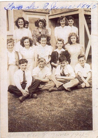 1945 Grade 8